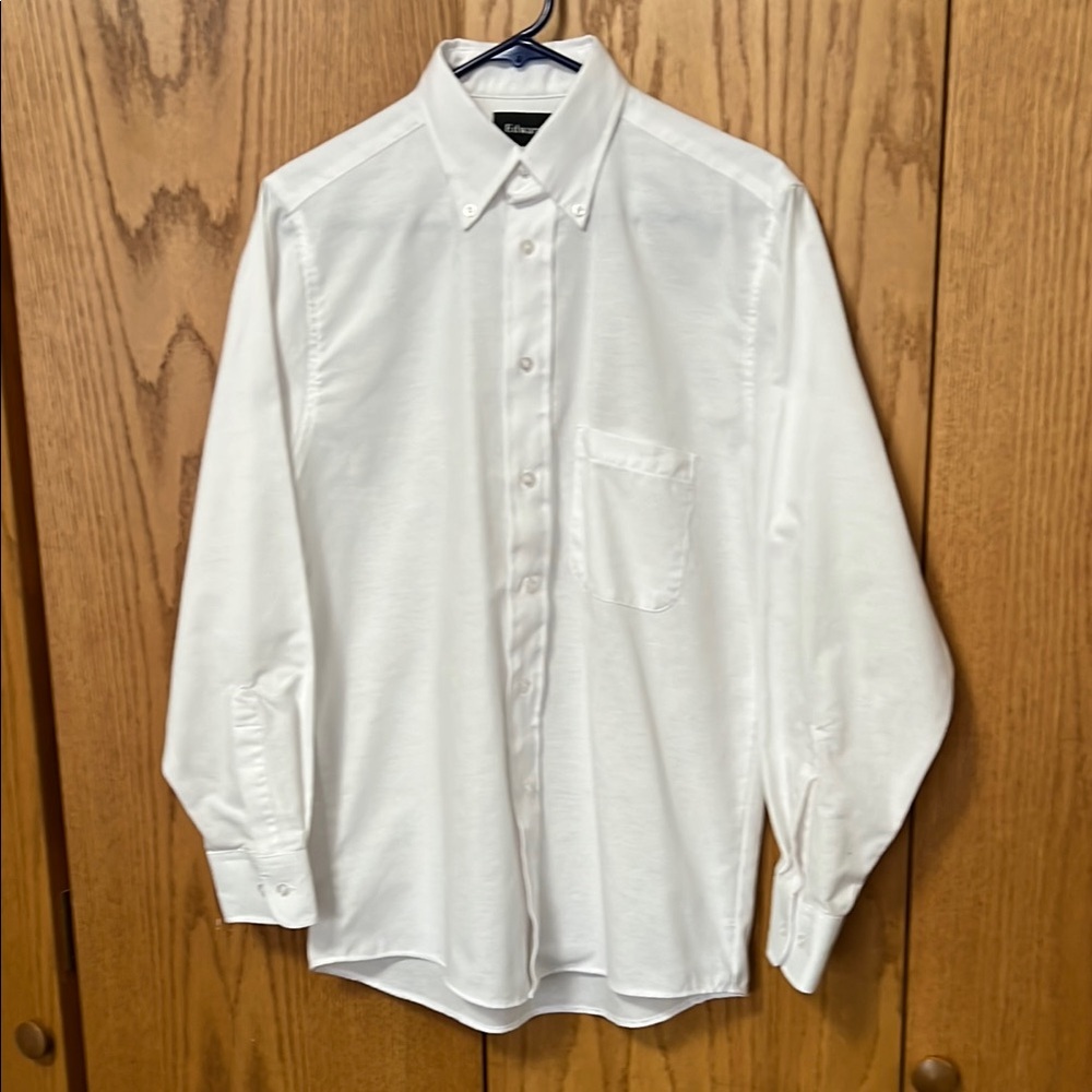 White Long-Sleeve Dress Shirt with Pointed Collar